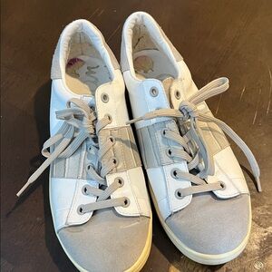 Sam Edelman Vintage Women's Gray Sneakers